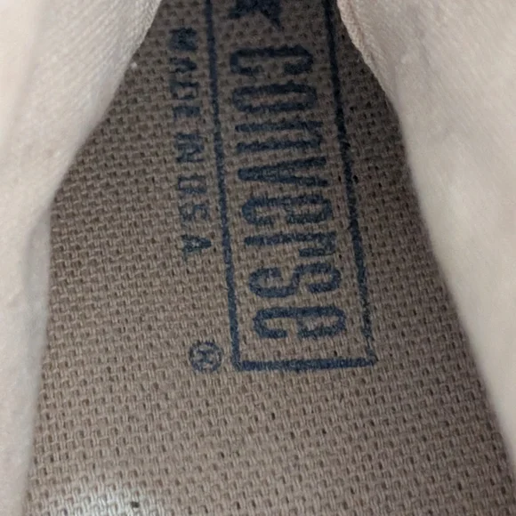 Converse High-Top Sneakers in Red and Camo - Picture 6 of 8